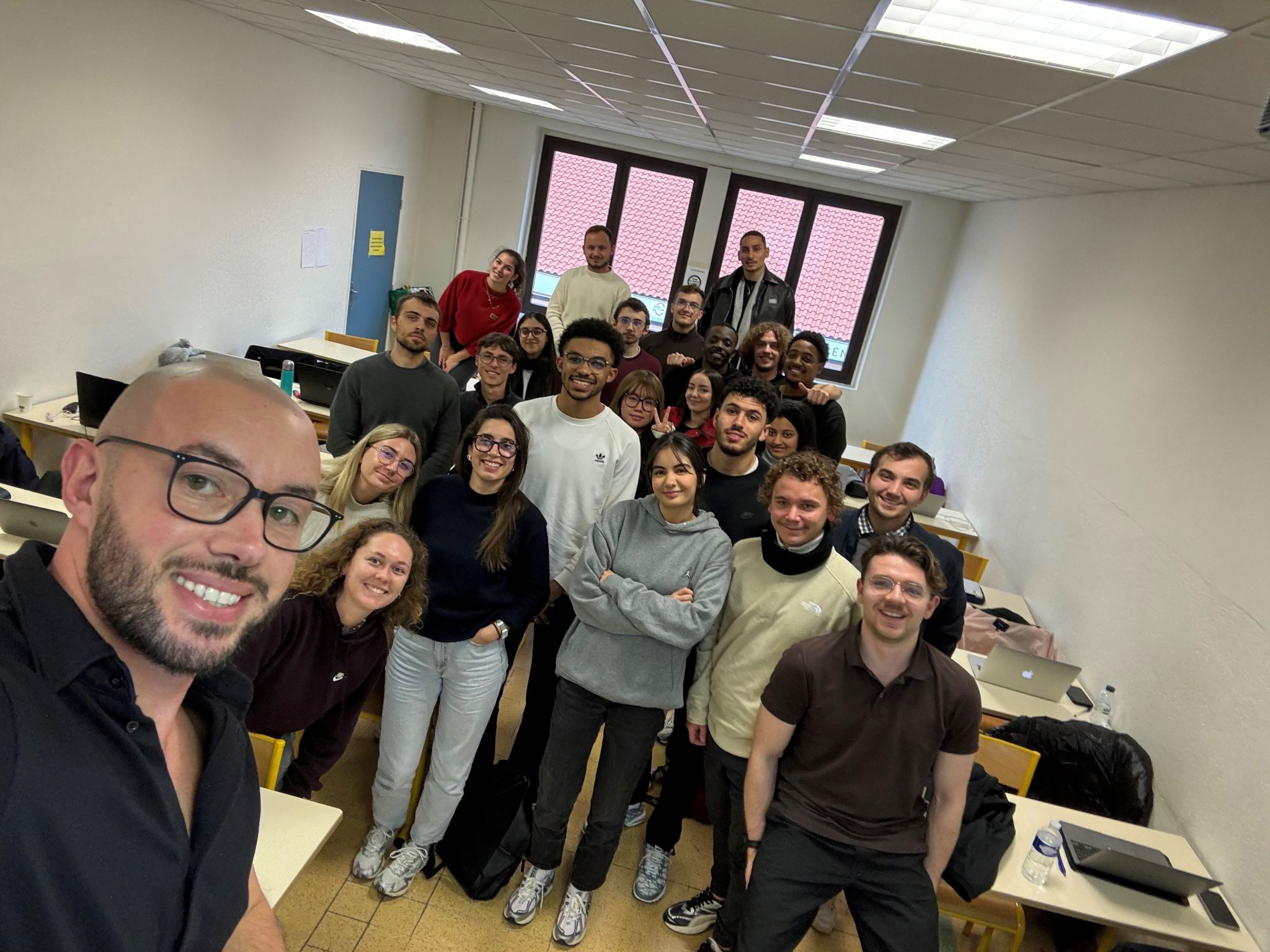 Aix-Marseille University supply chain lecture